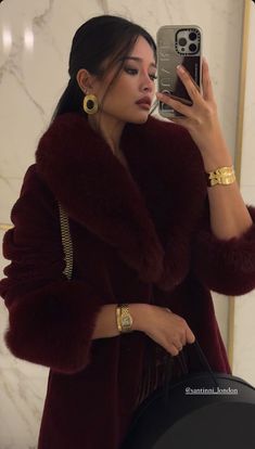 Holiday Accessories, Bathroom Aesthetic, High Fashion Outfits, Asian Outfits, Fashion Fits, Winter Fashion Outfits, Favorite Products, Look Chic