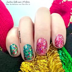 Color Street: Under The Mistletoe, Yule Love It, Southern Belle, A-Lister Glitter Dipped, Under The Mistletoe, Color Street Nails, Southern Belle, Color Street, Yule, Love It, Dip, Amber