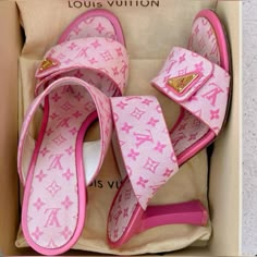 Louis Vuitton Heels, Pretty Heels, Fancy Heels, Cute Shoes Heels, Louis Vuitton Pink, Heart Shoes, Vintage Heels