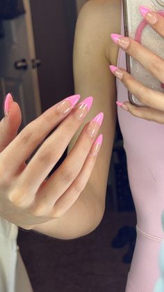 Barbie Pink French Tip Nails Almond, Bubble Gum Pink French Tip Nails, Pink French Tip Almond Shape, Barbie Pink Almond Nails, French Tip Almond Shape Nails, Pink French Tip Almond Nails, Pink French Tip Almond, Baby Pink French Tip, Almond Shape French Tip