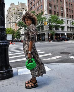 Gladiator Sandals Outfit, Doc Martens Sandals, Dr Martens Sandals, Chunky Black Sandals