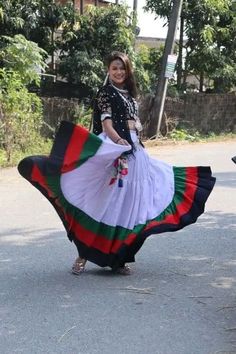 Tharu Culture, Cultural Dress, Traditional Wear, Baby Car, Tie Dye Skirt, Baby Car Seats, Car Seats, Tie Dye, Dye