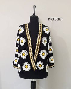 Check out this item in my Etsy shop https://www.etsy.com/listing/1239423117/grannysquare-cardigan-crochetcardigan Grannysquare Cardigan, Coachella Chic, Crochet Baby Cardigan Pattern, Crochet Cardigan Free, Baby Cardigan Pattern, Crochet Baby Cardigan, Easy Crochet Baby, Crochet Daisy, Crochet Stitches Tutorial