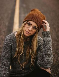 44  Ideas For Moda Hipster Mujer Fashion Tumblr Cute Hipster Outfits, Winter Hipster, Hipster Fall, Glasses Outfit, Hipster Glasses, Estilo Hipster, Beanie Outfit, Hipster Looks