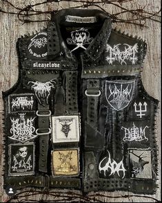 Black Battle Vest, Battle Vest Punk, 80s Rock Outfit, Punk Diy