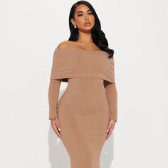 Never Worn. Beige Bodycon Midi Dress, Bodycon Midi Dress For Brunch, Off-shoulder Bodycon Midi Dress For Brunch, Winter Bodycon Dress For Brunch, Winter Brunch Bodycon Dress, Fall Off-shoulder Midi Dress For Day Out, Off-shoulder Midi Dress For Brunch In Fall, Fall Bodycon Dress For Brunch, Bodycon Dress For Fall Brunch