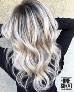 Bright Blonde Dark Roots, Ash Blonde Hair Dark Roots, Dark Roots Blonde Hair Balayage Platinum, Cool Blonde Highlights With Lowlights, Super Blonde Balayage, Highlights With Shadow Root, Root Melt Blonde Balayage, Blonde Shadow Root With Money Piece