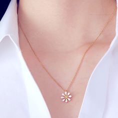 Brand New Dazzling Daisies Mini Pendant Necklace From Kate Spade. Product Details Plated Gold Polished Finish Enamel, Glass Weight: 3.8 G Total Chain Length: 17"+3" Pendant Drop: 0.37*0.37" Dust Bag Included Imported Style No. K8023 Delicate White Jewelry For Spring, Spring White Clavicle Chain Jewelry, Delicate White Spring Jewelry, Trendy White Flower Necklace For Gift, Trendy White Flower Necklace Gift, Trendy White Flower Necklace As Gift, Spring White Clavicle Chain Necklace, White Jewelry For Spring Gifts, Trendy White Clavicle Chain Jewelry