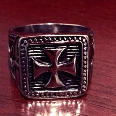 Men’s Iron Cross/Infinity Silver Ring. Sz. 10 Masculine Silver Jewelry Gift, Classic Black Rings With Oxidized Finish, Masculine Silver Stainless Steel Jewelry, Masculine Stainless Steel Silver Jewelry, Cool Rings, Cool Rings For Men, Iron Cross, Mens Accessories Jewelry, Silver Cross