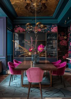 White Dining Room With Pops Of Color, Navy And Pink Dining Room, Jewel Toned Dining Room, Creative Dining Room Ideas, Dining Room Rugs Ideas, Dark Art Deco Interior, Deco Art Deco, Whimsigoth Dining Room, Art Deco Designs