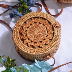 Brand Name: macrouptaShape: CircularGender: WOMENHandbags Type: Shoulder BagsMain Material: StrawOrigin: CN(Origin)Style: BohemianLining Material: PolyesterPattern Type: SolidDecoration: NONENumber of Handles/Straps: SingleModel Number: K015Closure Type: STRING Woven Beach Bags, Round Straw Bag, Handwoven Bag, Straw Beach Bag, Bamboo Bag, Rattan Bag, Straw Bags, Woven Rattan, Round Bag