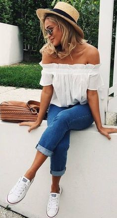 White + Denim Source Converse Outfits, Bohol, Tumblr Outfits, Outfit Jeans, Outfit Trends, Popular Outfits, Maxi Skirts, Date Outfits, Inspired Outfits