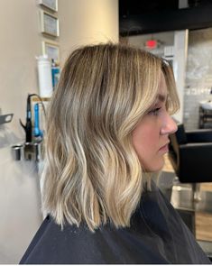 Lob Haircut, Blonde Bobs, Short Curly Hair, Short Curly, Hair Inspo, Curly Hair Styles, Hair Cuts, My Style