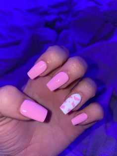 Acrylic Nails Drip Design, Pastel Pink Cow Print Nails, Cow Nails With Pink, Short Pink Cow Print Nails, Pink Glitter Cow Print Nails, Cowprint Nail Design Pink, Pink Cowgirl Nails Designs, Cow Print Valentine Nails, Cow Print Pink Nails