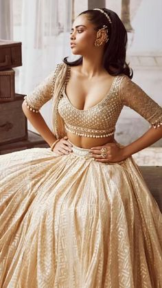 Lengha White, Day Concert Outfit, Haldi Outfit For Bride, Golden Lehenga, Brocade Lehenga, Gold Lehenga, Designer Bridal Lehenga Choli