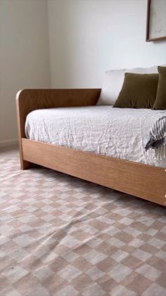 How to Build Your Own DIY Sofa Bed! Build Couch Diy, Sofa Bed Diy How To Build, Sofa And Bed In One, Homemade Couch Diy, Diy Couch To Bed, How To Build A Sofa, Diy Sleeper Couch, Sofa Diy Ideas How To Build, Bed To Sofa Diy