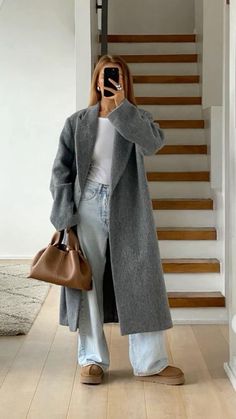 Gray Winter Outfits, Hijabi Winter, Winter Date Night Outfits, Thrift Inspo, Mode Zara, London Baby, Cold Outfits, Looks Street Style, Winter Fits