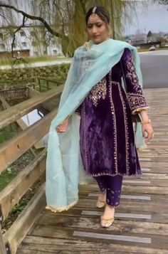 Velvet Suits Colour Combination, Trad Fashion, Velvet Dresses Outfit, Plazo Suits, Suit Punjabi, Patiala Suit Designs, Bridal Suits, Pakistani Kurta