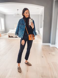 What I Wore This Week Black Jeans Outfit Spring, Nashville Outfits Summer, Nashville Outfits Spring, Spring Fashion Dresses, Jeans Outfit Spring, Winter Ootd, Nashville Outfits, Kick Flare Jeans