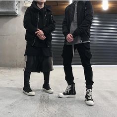 Rick Owens 在 Instagram 上发布：“#ins_rickowens #rickowens #drkshdw #instafashion #dairylook #geobasket #ramones #streetstyle #allblack #instadaily #instagood #streetwear…” Rick Owens Geobasket Outfit, Rick Owens Drkshdw Outfit, 2016 Ready To Wear, 2022 Streetwear