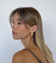 Goals 2024, Blonde Hair Inspiration, Blonde Hair Looks, Haircuts Straight Hair, Balayage Highlights, Hair Inspo Color, Layered Haircuts, Aesthetic Hair, Hair Cut