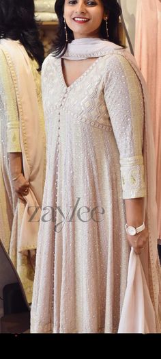 Cream Colour Kurta Women, Bananas Saree, Wedding Kurti, Angrakha Kurti, Long Anarkali Gown, Kurta Women, Simple Kurti, Frocks Design, Long Anarkali