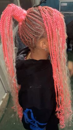 braided ponytail w knotless bang 😻 Bangs With Braided Ponytail, Braided Ponytail With Braided Bangs, Braided Ponytail Half Up Half Down, Braided Ponytail With Bangs For Kids, Feed In Ponytail With Bangs, Braided Bangs Ponytail, Back To School Braids Hairstyles For Kids, Knotless Braids In Ponytail, Braided Ponytail With Color