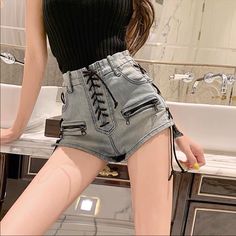 Brand New, Never Used, Actually Fit Any Size, Because Adjust The String Summer Denim Shorts, Shorts Korean, Junior Pants, Slim Girl, Summer Shorts Denim, Streetwear Jeans, Female Shorts, Zipper Shorts, Summer Denim