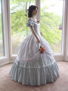 Southern Belle Dress, Belle Dresses, Ball Gown Dress, Victorian Costume, Old Fashion Dresses, Belle Dress, Old Dresses