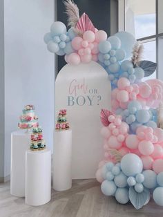 balloons and decorations are arranged on the floor