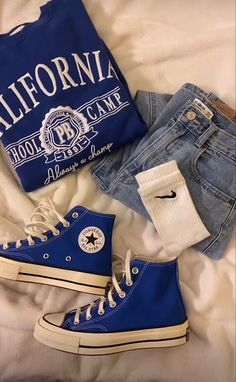 Outfit With Blue Converse, Nerd And Jock Couple Aesthetic, Blue Core Outfits, Navy Blue Streetwear Outfit, Outfit Inspo Converse, Blue Converse Outfit, Converse Outfit Ideas, How To Have Style, Converse Outfit