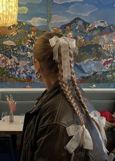 Gold Ribbon Hairstyle, Two Braids With Ribbon Bows, Ribbon In Hair Hairstyles, Hair Styles With Ribbon Braided, Aesthetic Ribbon Hairstyles, Hairstyles Bow Ribbon, Hairstyles With Two Bows, Hairstyle With A Bow, Cute Hairstyles Ribbon