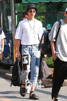 Namjoon Casual, Namjoon Outfits, Namjoon Fashion, Namjoon Photo, Rm Fashion, Platform Outfit, Bts Outfits