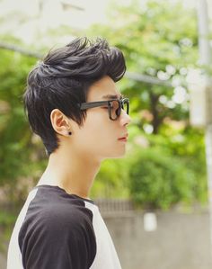 Male Ulzzang Asian Character Design Male, Asian Character Design, Male Short Hair, Asian Men Hairstyles, Ftm Haircuts, Boys Hairstyle, Asian Hairstyles, Top Hairstyles For Men, Older Mens Hairstyles