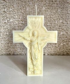 Dimensions: Height 14cm Width 10cm Depth 3.5cm Weight 175g Jesus Ascension, Religious Candle, Cross Candle, Cross Candles, Church Candles, Religious Art, Fragrance Candle, Home Fragrances, L Art