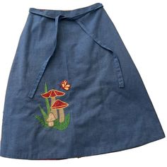 VTG 70s Lined Denim Chambray Wrap Around Skirt Calico Mushroom Applique S/M | eBay Funky Skirts, 70s Summer Fashion, Fashion 80s Women, Mushroom Applique, Twee Style, 70s Patterns, Upcycled Skirt, Applique Clothes, Teacher Fits