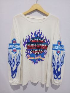 Vintage harley Davidson flame tee Vintage Store Ideas, Vlone Hoodie, Moto Clothes, Vintage Harley Davidson Shirt, Balenciaga Shirt, Harley Davidson Clothing, Harley Davidson Tee, Vintage Band Tees, Shirt Design Inspiration