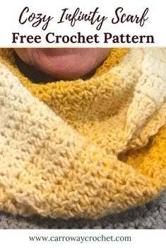 a crocheted scarf with the text cozy infinity scarf free crochet pattern