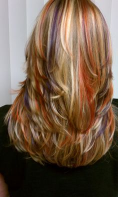 Beautiful orange and purple highlights! Orange Highlights, Beautiful Red Hair, Pretty Hair Color, Hair Color And Cut, Colored Hair, Hair Inspiration Color, Orange Hair