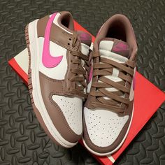 Brand New, 100% Authentic Trusted Seller Any Questions Ask! Nike Shoes Women Fashion, Back To School Shoes, Nike Brown, Nike Fashion Shoes, Preppy Shoes, Jordan Shoes Girls