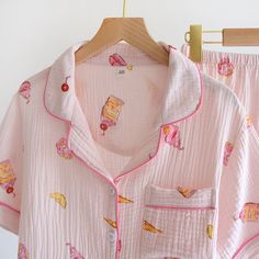 Cute Pajamas For Women, Cute Pjs, Pajamas For Women, Cute Pajama Sets, Cute Pajamas, Loose Fitting Tops, Print Pajamas, Cute Everyday Outfits, Short Pajama Set