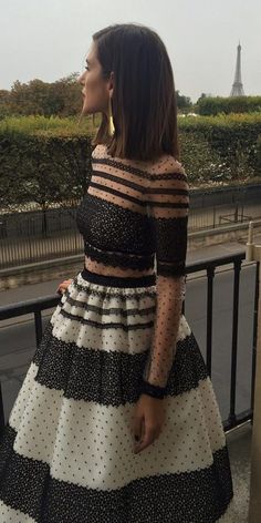 Winter Wedding Guest Dresses, Winter Wedding Guest, Winter Wedding Guest Dress, Winter Wedding Guests, Prom Dress Evening, Wedding Dress Guide, Paris Chic, Dress Guide, Black Prom Dress