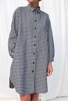 • Handmade in our studio • Oversized fit, regular length • Buttons down through the whole length of dress • Shirt collar • Long sleeves with cuff and button • Side pockets • Available from XXS to XXL size or can be made in a custom size Dress Shirt Collar, Long Sleeve Shirt Dress, Shirt Collar, We Wear, Dress Shirt, Long Sleeve Shirt, Gingham, Custom Sizing, Sleeve Shirt