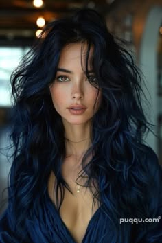 Blue Black Hair Dye, Blue Black Hair Color, Κούρεμα Bob, Blue Black Hair, Dark Blue Hair, Dramatic Hair, Lighter Hair, Black Hair Dye, Black Hair Color