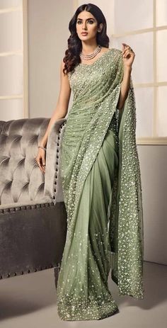 Sarees For Girls, Indian Dresses Traditional, Saree Blouse Designs Latest, Designer Saree Blouse Patterns, Trendy Sarees