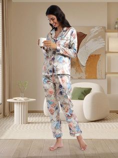 Women's Autumn Silk-Like Cardigan Pajama Set - V-Neck, Button-Up, Chinese-Style Floral Prints, Pockets, Long Sleeves & Pants, Elegant Homewear For Relaxed Comfort, Latest Style Multicolor Elegant,Casual-Young  Long Sleeve Woven Fabric All Over Print,Random Print  Medium Stretch All Women Sleep & Lounge, size features are:Bust: ,Length: ,Sleeve Length: Elegant Homewear, Pants Elegant, Printed Flare Pants, Long Sleeve Denim Jacket, Silk Cardigan, Cropped Leather Jacket, Elegant Casual, New Chinese Style, Sleeveless Jacket