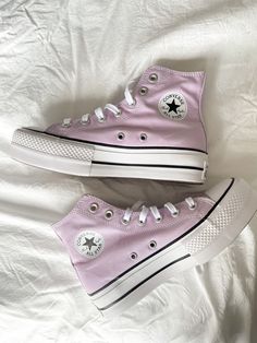 @sarahhcaitlinn Shoe Wishlist 2022, Aesthic Shoes, Pastel Pink Converse, Coquette Converse, Pink Converse Aesthetic, Pastel Converse, Light Pink Converse, Zapatillas All Star, Story Script