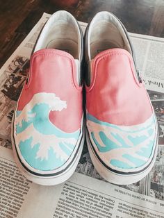 Diy Vans Paint, Vans Diy Painted, Painted Vans Diy Easy, Painted Vans Ideas, Painted Vans Slip On, Vans Painted Shoes Ideas