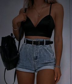 College Party Outfit Night, College Party Outfit, Party Outfit Night, College Party, Outfit Night, Causual Outfits, Crop Top Outfits, Cute Simple Outfits