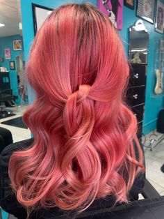 Warm Pink Hair, Lava Hair, Coral Pink Hair, Peachy Pink Hair, Pink Peach Hair, Hair Caramel, Peach Hair Colors, Balayage Hair Caramel, Coral Hair